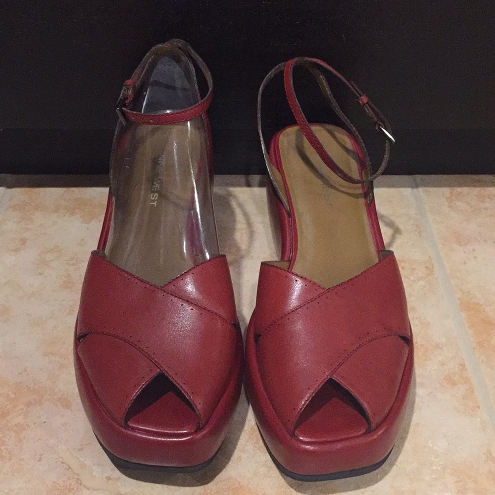 20% OFF, Brand New sandels size 8